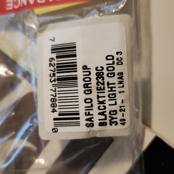 Dior Blacktie 238C 49mm Round Clip-On Sunglasses in Light Gold - Picture 2 of 9